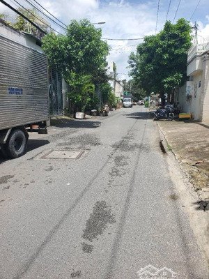 gấp bán nhà ngay tân kỳ tân quý dt 8 x 23.5m đường nhựa 12m thông qua aeon mall tân phú nhỉnh 8 tỷ