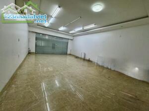 Cho thuê sàn văn phòng tầng 1 80m2 giá 8tr tại KĐT Waterfront