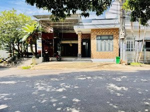 ms265. nhà mặt tiền kinh doanh ngay trung tâm thị trấn diên khánh 2 tỷ 200