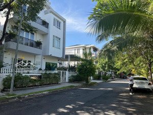 biệt thự cực đẹp an viên nha trang - 180m2 ngang 12m - giá 25 tỷ