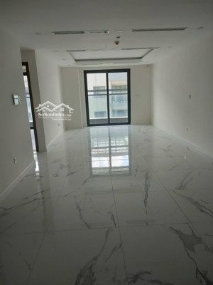cho thuê sunshine center, 108m2, 3 ngủ, đồ cơ bản , 18 triệu, có slot ô tô. lh : o/971,.342..965