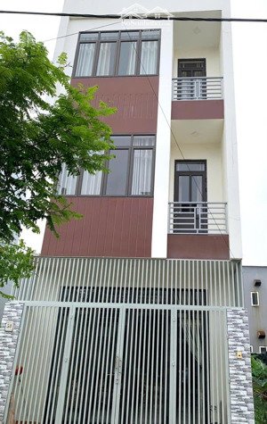 bán toà căn hộ đường lê văn tâm, cơ hội đầu tư sinh lời cao!