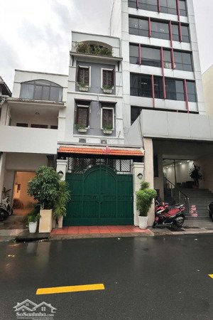 bán nhà hxh thành thái, nhà mới 5 tầng , ngang 4.5m, có sân để ô tô giá chỉ 17.5 tỷ