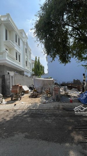 cho thuê nhà nguyên căn, thuận tiện mở công ty, văn phòng, diện tích 112m có sân để xe hơi.