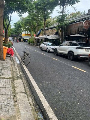 9 tỷ bán đất mặt tiền kinh doanh thanh niên. hiệp bình phước giáp đường hiệp bình 90 m2 ngang 5