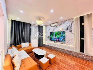 cần bán: căn hộ chung cư đẹp phố hạ đình - thanh xuân, 3pn, dt 118m2, tầng trung, đủ nội thất, 8 tỷ