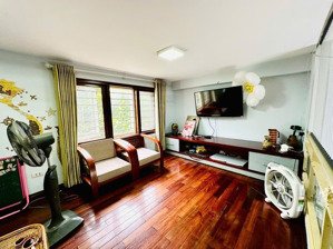 nhà đẹp nguyễn quý đức (thanh xuân), 5t, 31m2, mt rộng, ô tô cách 50m. giá: nhỉnh 8 tỷ