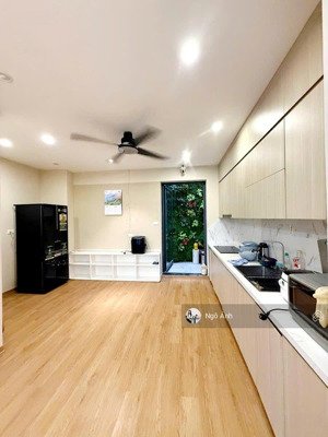 bán nhà long biên - 4 tầng - xây chắc chắn - ô tô đỗ ngày đêm - thiết kế ở sướng - ô chờ thang máy