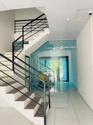 cho thuê nhà 4 tầng hoàn thiện đẹp khu b geleximco, giá chỉ 16 triệu/tháng