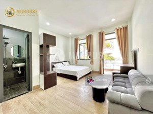 studio ban công view đẹp - nhà mới - full nội thất - ngay chợ cây quéo