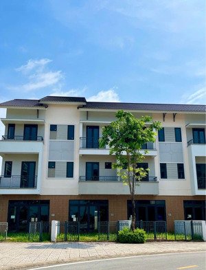 lô góc duy nhất--cạnh ga metro -- cơ hội vàng sở hữu shophouse tại centa riverside vsip