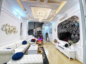 cho thuê nhà đầy đủ nội thất đẹp như hình tại 487/ huỳnh tấn phát q7- giá 22tr/th ( lh 