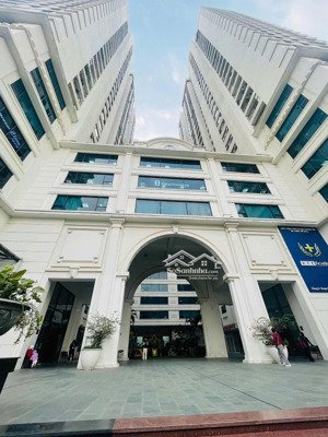 chính chủ cần bán chung cư 219 trung kính central field cầu giấy 75m 2n2w full đồ sổ lâu dài 8,x tỷ