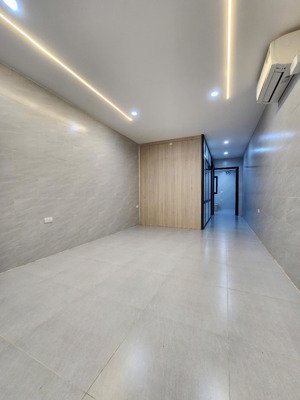 bán căn tập thể quỳnh mai - hai bà trưng 70m2 giá hợp lý
