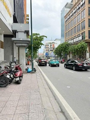 bán nhà mặt phố 140m2, 23,9 tỷ tại bạch đằng, p 2, tân bình, hcm