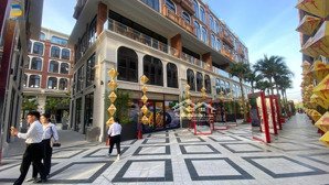 nhà phố kinh doanh 02 mặt tiền, 6 tầng view sông đường phạm văn đồng huế, giá 6tỷ(30%/sp)