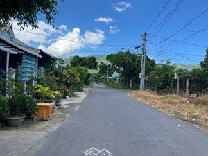 trục chính bán tái định cư vạn phước vị trí: tđc tân phước bắc, vạn phước, vạn ninh, khánh hoà