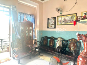 bán nhà 2 lô liền kề dt 231m2 đông hoà gần siêu thị go big c chưa đến 1 km