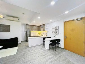 cho thuê căn hộ 2pn, toà t3, dt 74m2, view lm81 lh 