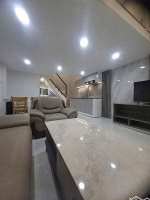 bán nhà tân bình hẻm ni sư huỳnh liên 3 tầng 36m2 chỉ 5.6 tỷ