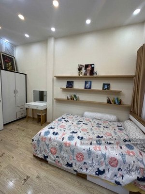 bán nhà phạm văn hai - gần trường sa - dt 6.3 x 10.5 - 3 tầng - giá 7.8 tỷ tl