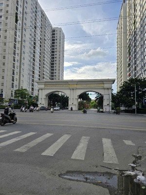 16.2 tỷ liền kề 2 mặt tiền, dt 75m2, mt 5m, 5 tầng thô, gần trường đại học, kđt dương nội, hà đông