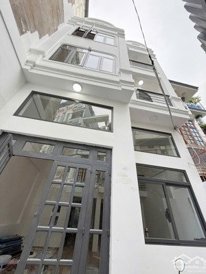 biệt thự mini sát sân bay tân sơn nhất - giá chỉ 13.7 tỷ, full nội thất, thu nhập 40tr/tháng!
