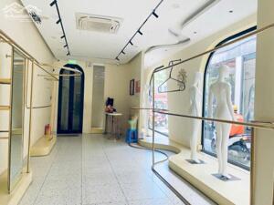 LÔ GÓC VIP NGAY THIÊN ĐƯỜNG MUA SẮM NGUYỄN VĂN LINH- 2P TỚI SÂN BAY- KINH DOANH SẦM UẤT- SINH LỜI CAO!