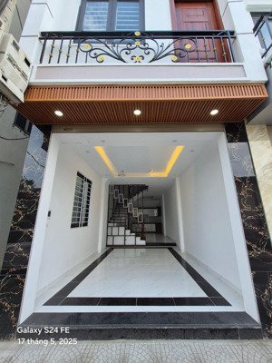 bán nhà - quán gánh thường tín 45m2 x4t hơn 4tỷ lô góc mới koog - garda ôtô 7 chỗ - kinh doanh