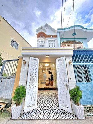 hot! bán gấp nhà mới đẹp 2 tầng 3x14m, sổ hồng riêng, giá 3.89 tỷ, dương cát lợi ngay cầu phú xuân