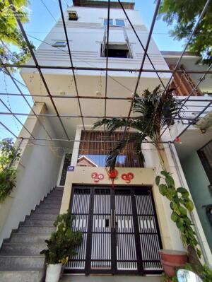 Bán đất và nhà 4.5 tầng, S=115m2 MT 5, lô góc 3 thoáng (trc, sau và hông), 12p cho thuê full, 40tr/thang