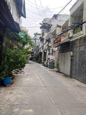 nhà hẻm 4.5m lê văn duyệt - ngang 3m - 2 tầng - cách mặt tiền 50m - giá 3.5 tỷ