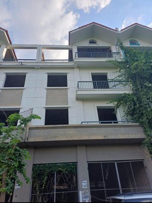 bán liền kề phú lương hà đông giá 23tỷ