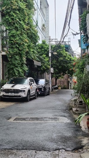 nhà riêng tại hồng tiến- oto thông đỗ cửa - thang máy
- hàng hiếm giá tốt có thương lượng