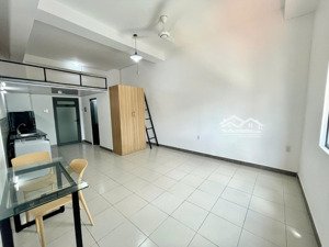 cho thuê ccmn q7 - đường nguyễn văn linh full nội thất, cửa sổ lớn rộng rãi thoáng mát