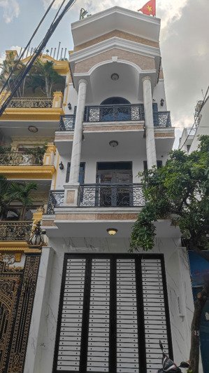 khuôn đất biệt thự (5x27m), sẵn nhà 4 tầng, ngay bàu cát đôi - 18 tỷ còn thương lượng