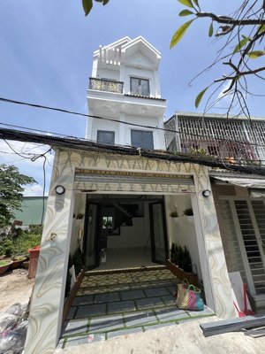 nhà mới full nội thất- hẻm xe hơi -ngay chợ phú thuận, q7 - chỉ 7.x tỷ