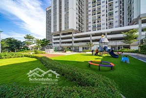 view thoáng-full nội thất- bán 01 căn 2pn 67m2 richmond city- giá 4.65 tỷ