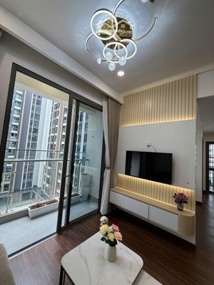 căn góc 2pn full nội thất, view sông, giá chỉ 5.4 tỷ, sẵn sổ, hướng tn, tại masteri waterfront!