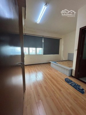 cần cho thuê căn hộ tản đà court - đường tản đà, p11, q5.dt77m2, 2pn, 2wc, giá 13.5 tr