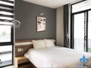 cho thuê căn hộ 1 phòng ngủ gần ngã tư hàng xanh