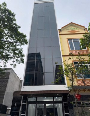 kiến hưng hà đông - dt50m/7t -thang máy - oto tô vào nhà - kinh doanh - gần xala -gt thuận tiện