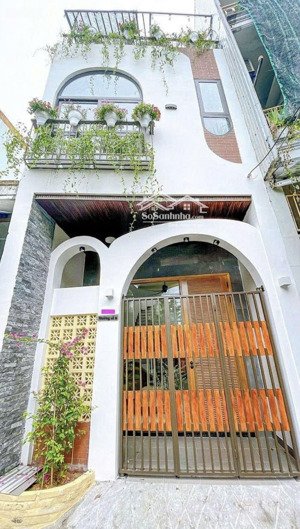 bán nhà cho thuê 20tr/th full nội thất, sổ hồng riêng 60m2