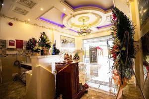 homestay 13 phòng ngay mặt tiền cao bá quát trung tâm đà lạt, giá chỉ 13.6 tỷ!