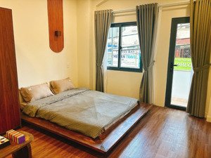 cho thuê căn hộ 1 phòng ngủ mới ngay ngã tư hàng xanh