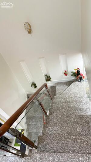 Nhà 1 trệt 1 lầu góc 2MT hẻm 175 đường Số 2, Tăng Nhơn Phú B, Quận 9, DT 60m²/6.35 tỷ thương lượng.