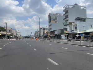 biệt thự song lập hồ bơi siêu rộng được archdaily vinh danh ngôi nhà đẹp nhất 2024