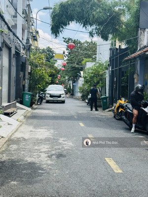 nhà mặt tiền kinh doanh, phường thảo điền, q2 - khu sầm uất - đang cho thuê dòng tiền