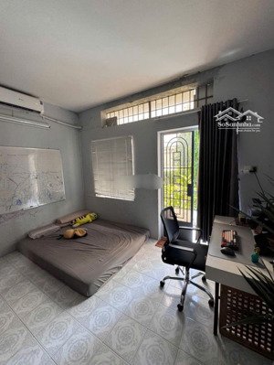 hxh nơ trang long q.bình thạnh gần phan văn trị, dt 4.3x12m, trệt 1 lầu, gần mặt tiền đường