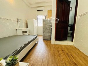 studio cửa sổ q10 gần vạn hạnh mall, nhà hát hòa bình, đh huflit, đh hoa sen, đh bách khoa